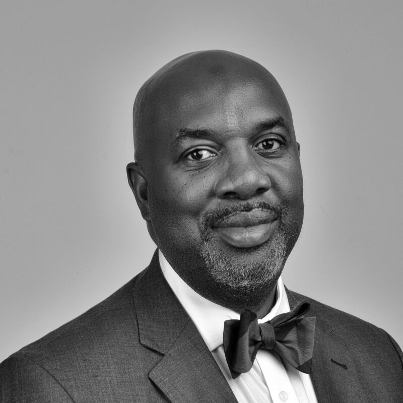 Олуфеми 'Феми' Санмону