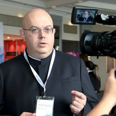 Упрощая путь к трансграничному деловому взаимодействию